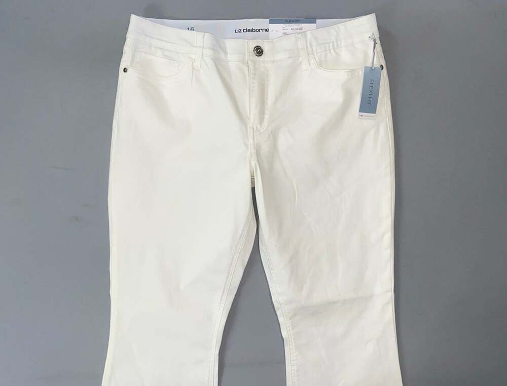 Liz Claiborne Flexi-Fit Slim Leg Stretch 5-Pocket Jeans w/ Tummy Control. 16 NWT